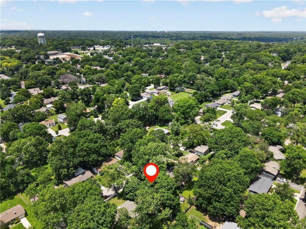 7927 Windsor Street — photo 30