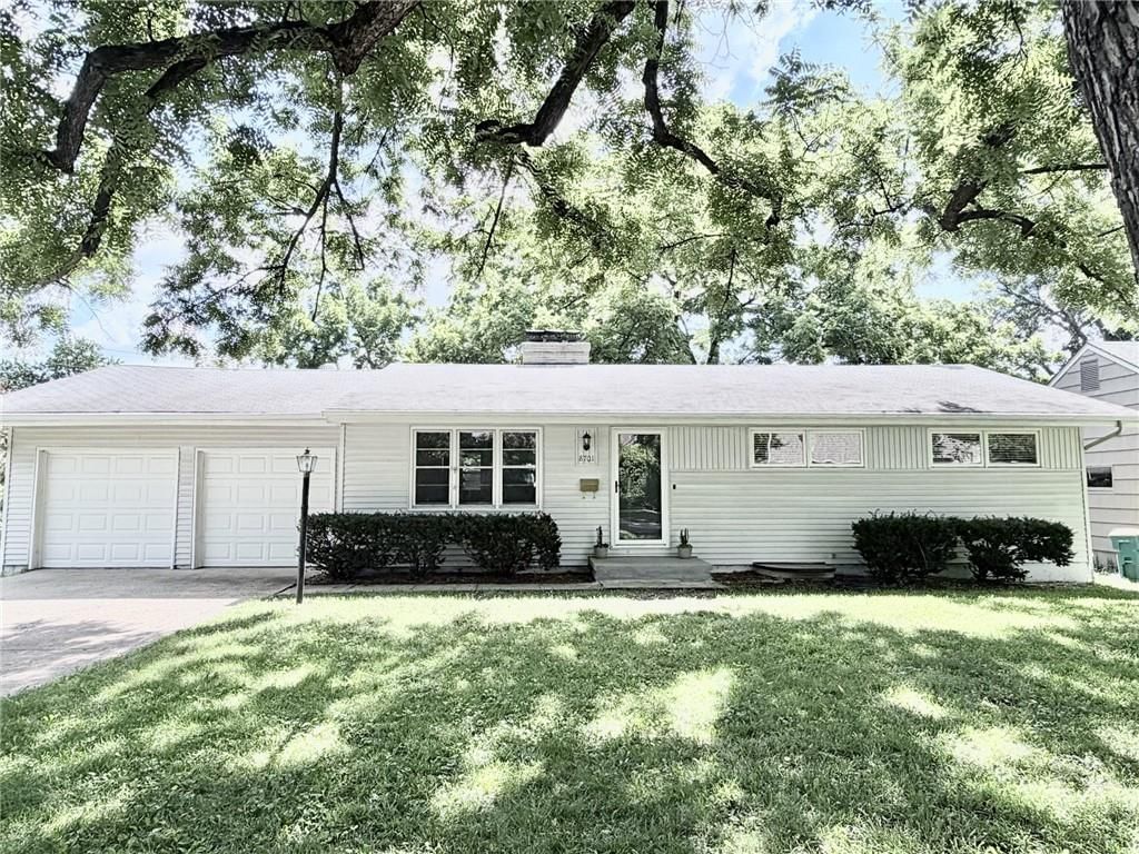 8701 Marty Street, Overland Park, KS