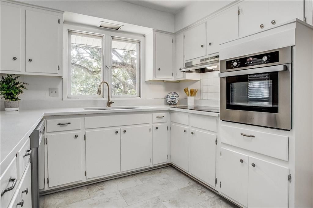 8701 Marty Street — photo 6
