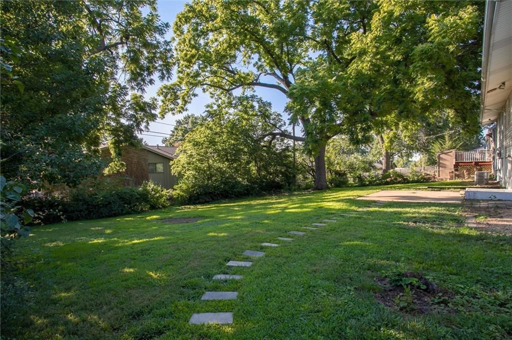 8701 Marty Street — photo 17