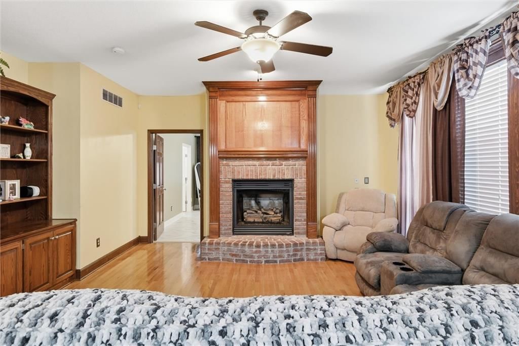 9528 Pearl Avenue — photo 9