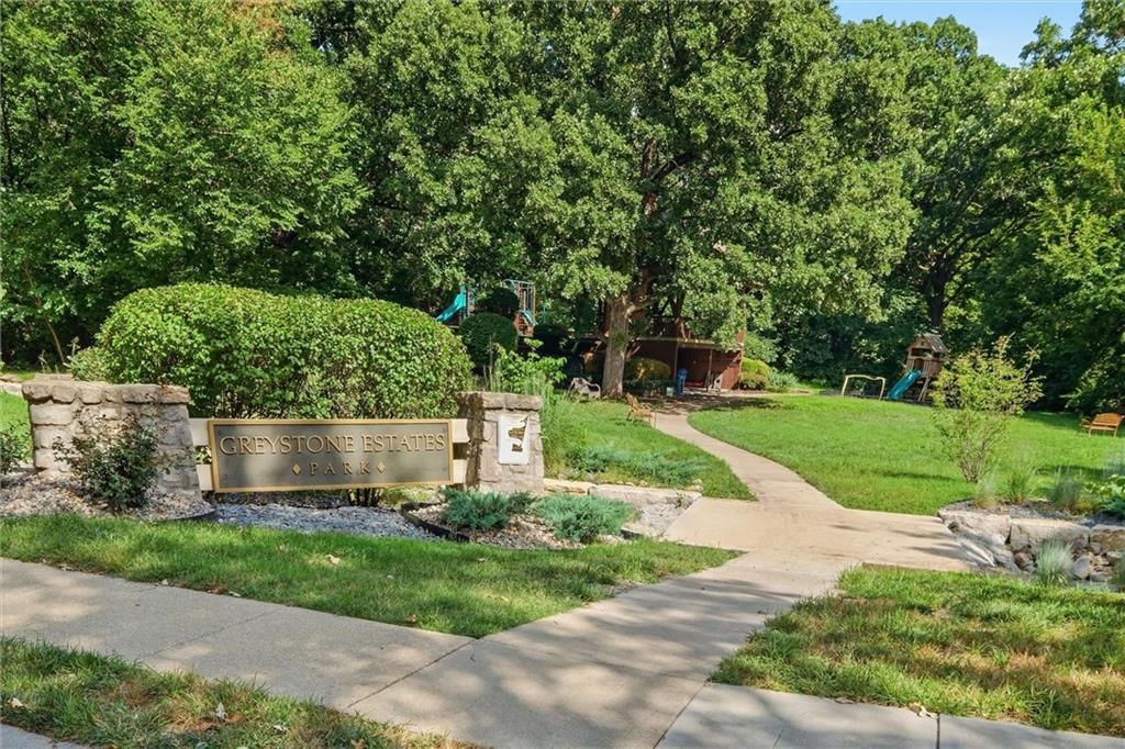 8329 Rosehill Road — photo 44