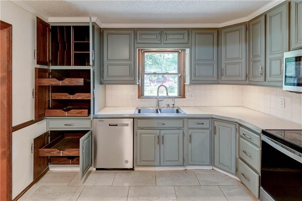 2400 NW 86th Terrace — photo 40