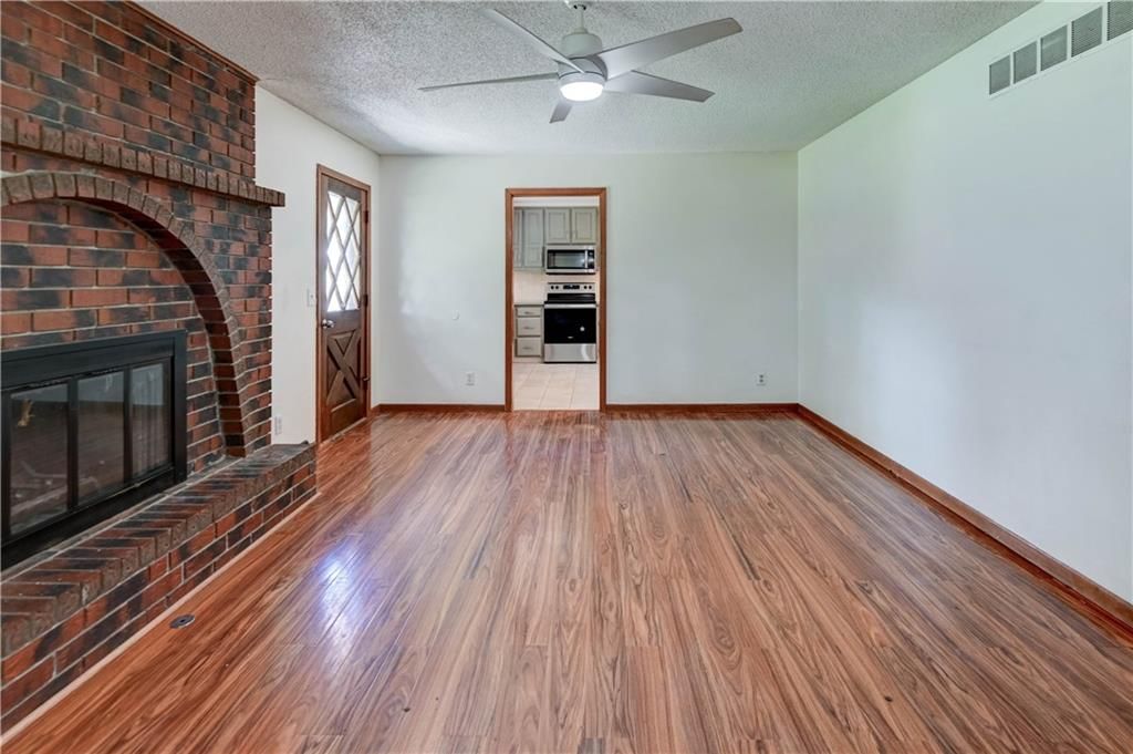 2400 NW 86th Terrace — photo 47