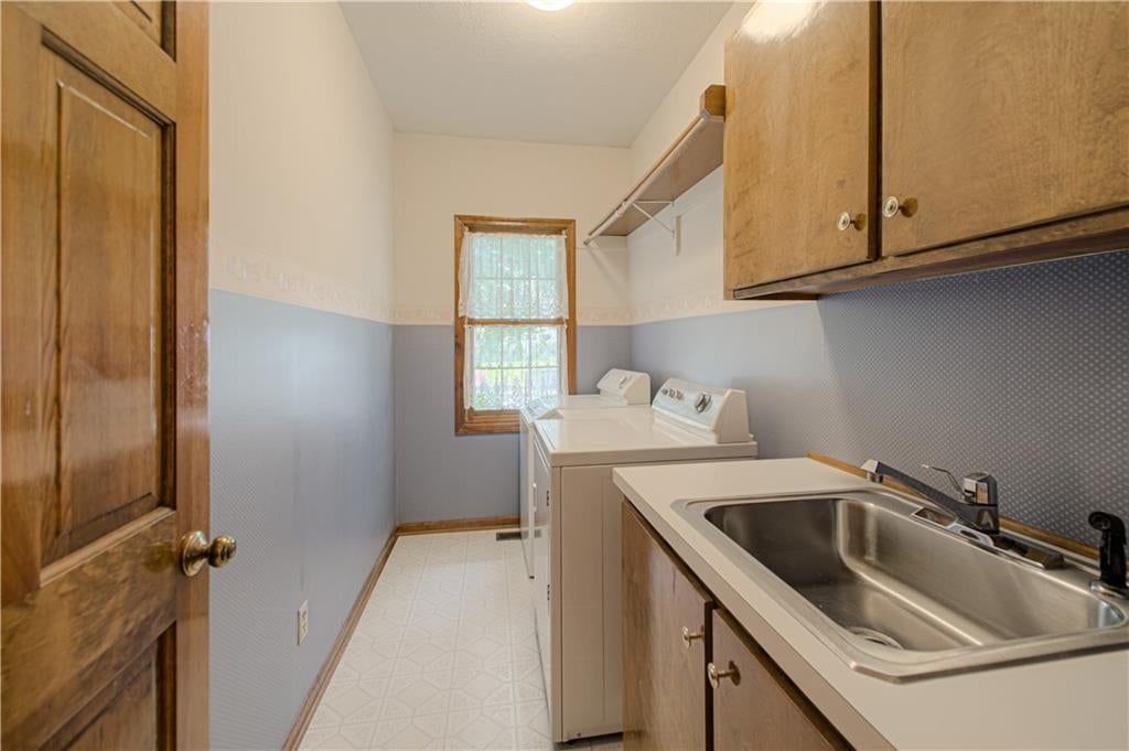 602 W 115th Terrace — photo 14