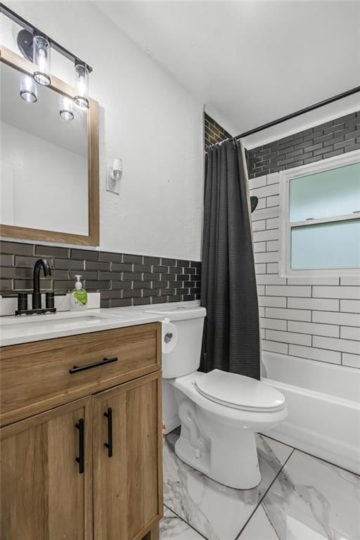 1400 E 76th Terrace — photo 12