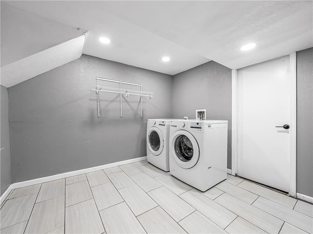 1400 E 76th Terrace — photo 37