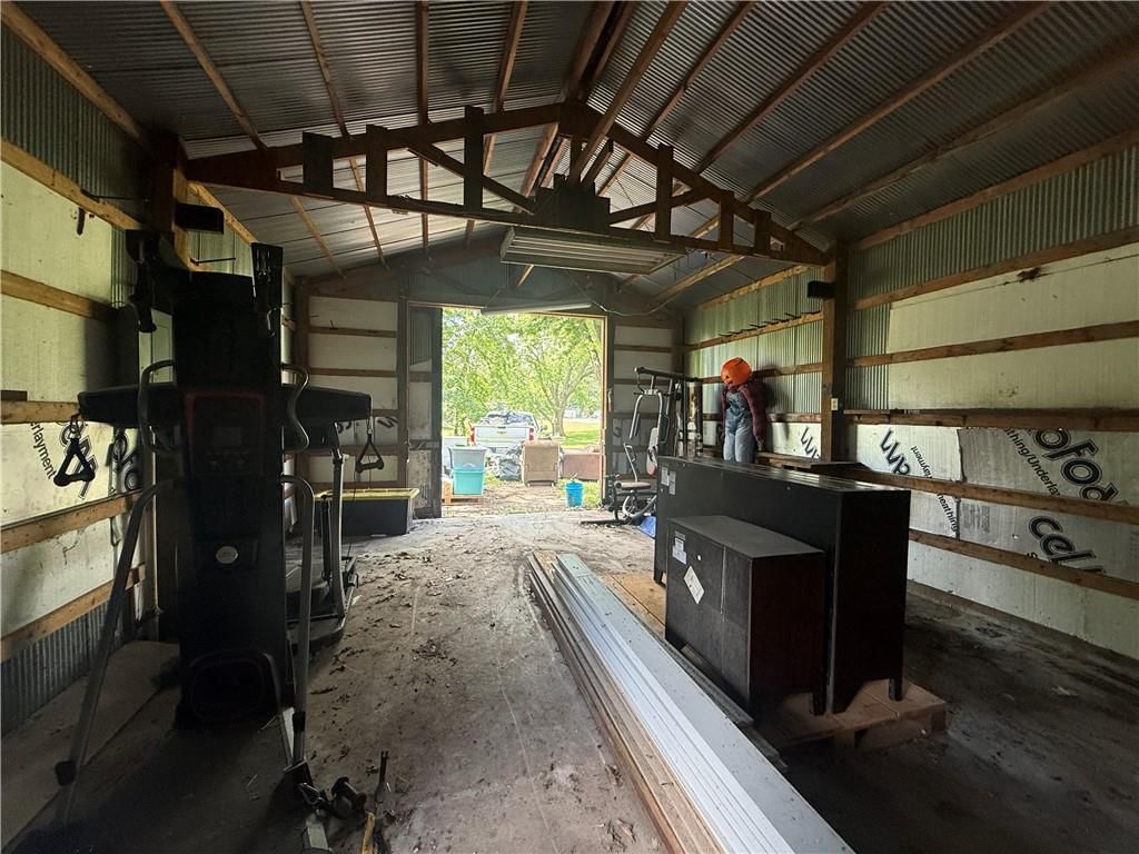 184 Linden Street — photo 4