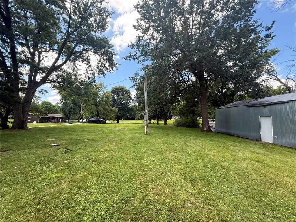 184 Linden Street — photo 8