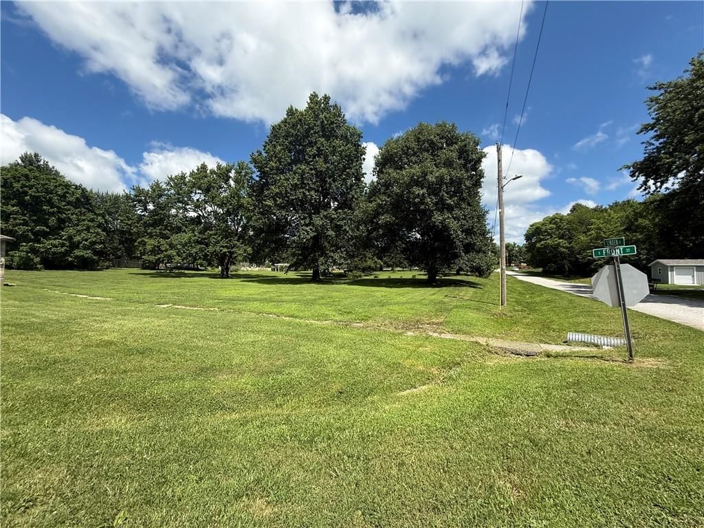 184 Linden Street — photo 11