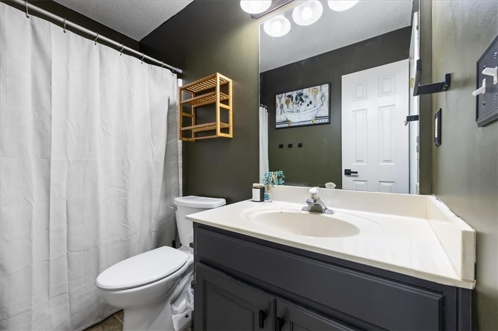1045 E PUMPKIN RIDGE Street — photo 17