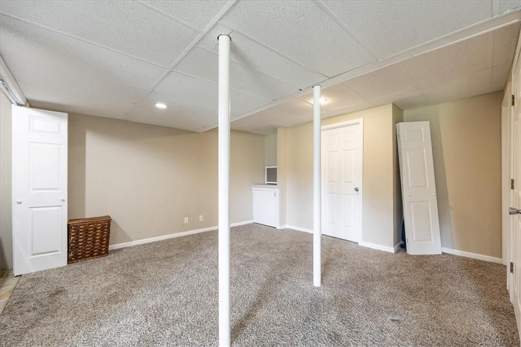 1045 E PUMPKIN RIDGE Street — photo 20