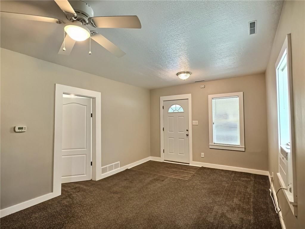 125 Walnut Street — photo 9