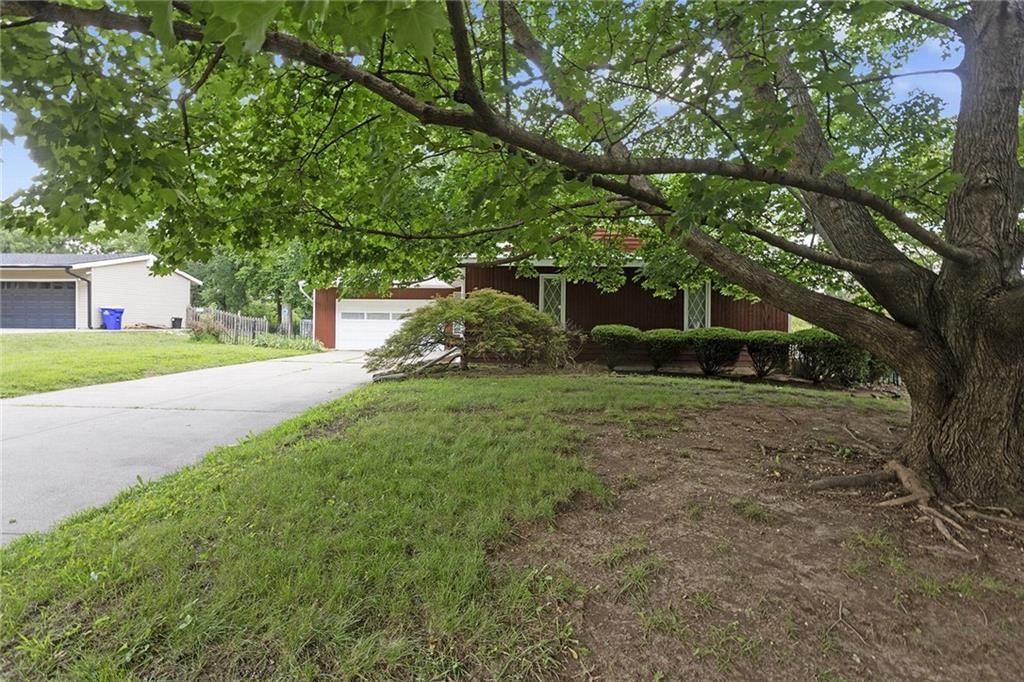 7932 Shawnee Drive — photo 47