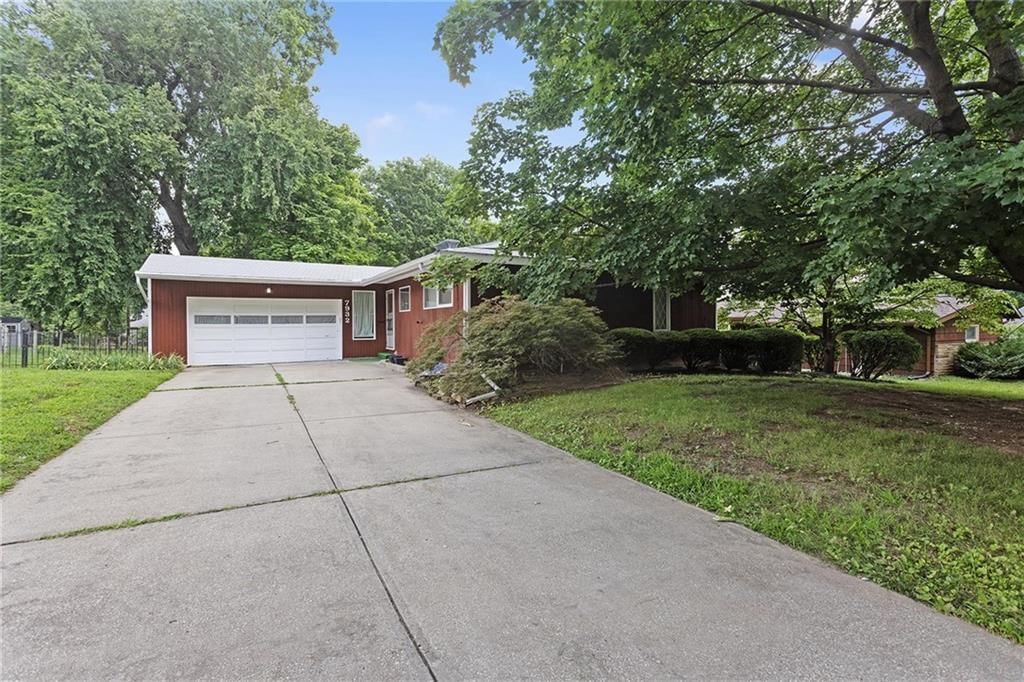7932 Shawnee Drive — photo 49