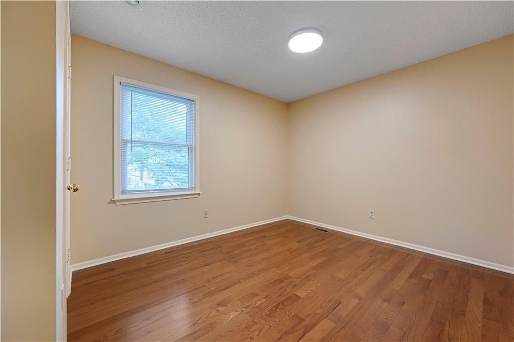 15331 W 84th Terrace — photo 32