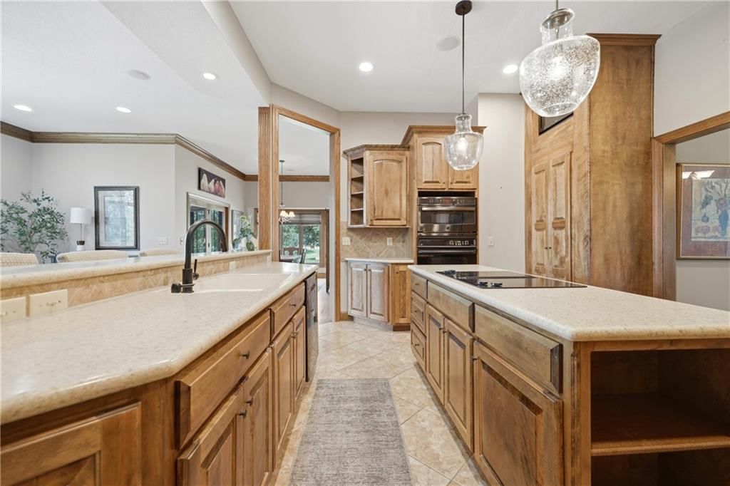 4402 NW Bittersweet Lane — photo 13