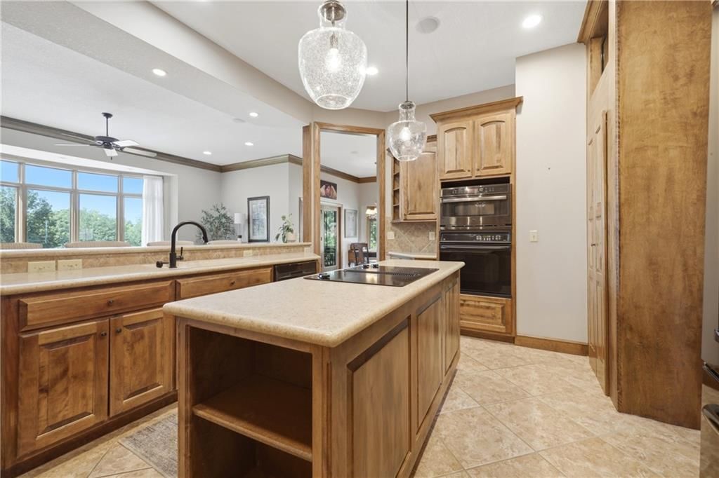 4402 NW Bittersweet Lane — photo 14