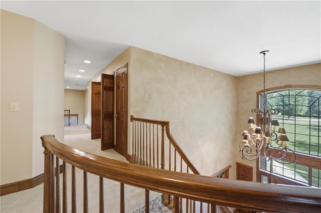 4402 NW Bittersweet Lane — photo 23