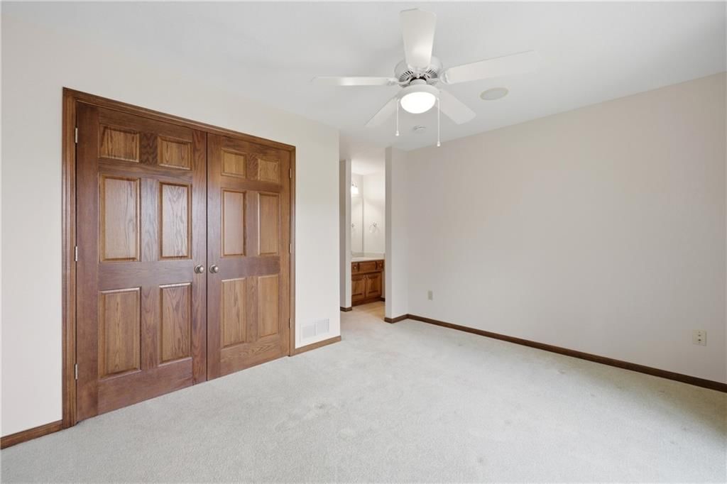 4402 NW Bittersweet Lane — photo 33