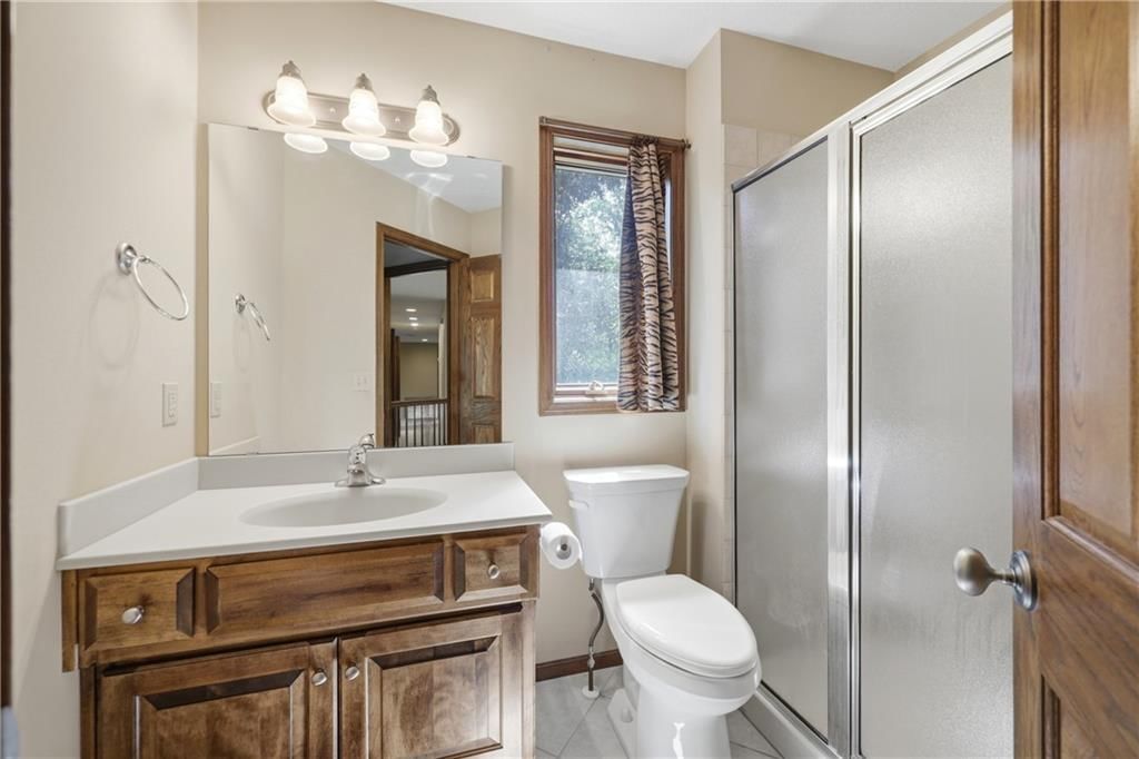 4402 NW Bittersweet Lane — photo 36