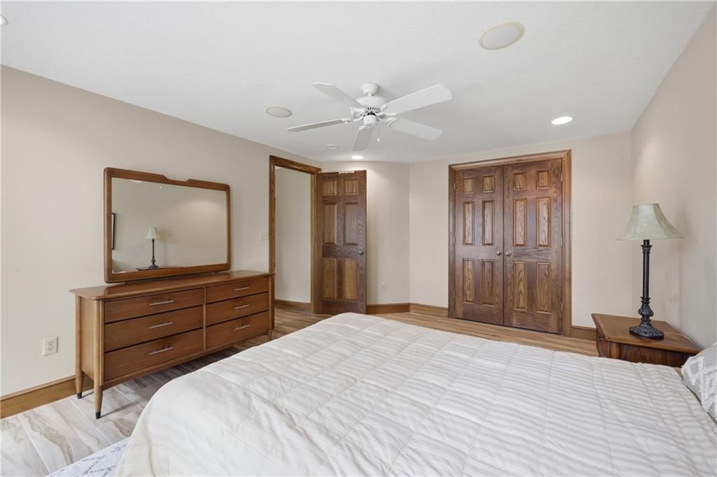 4402 NW Bittersweet Lane — photo 52