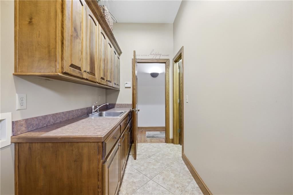 4402 NW Bittersweet Lane — photo 59