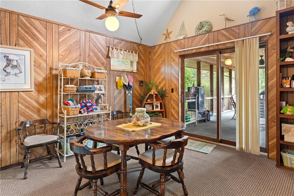 372 Lake Viking Terrace — photo 8