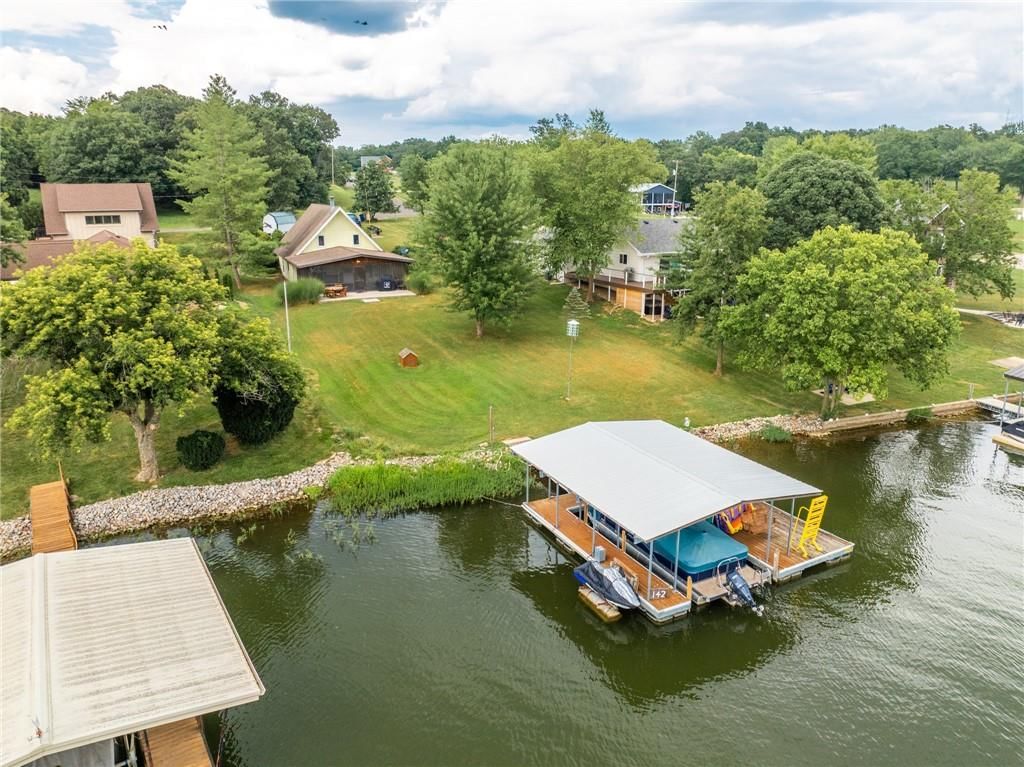 372 Lake Viking Terrace — photo 32