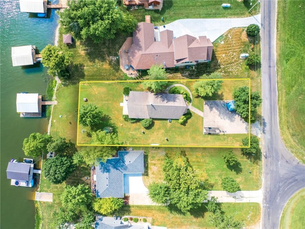 372 Lake Viking Terrace — photo 34