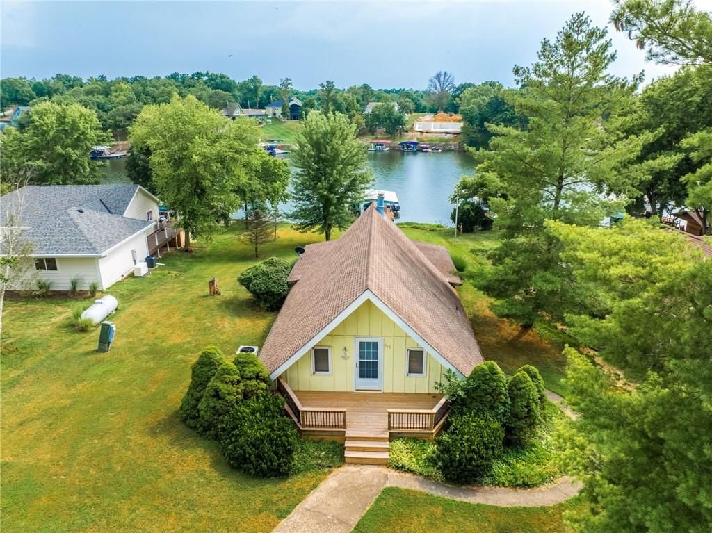 372 Lake Viking Terrace — photo 35
