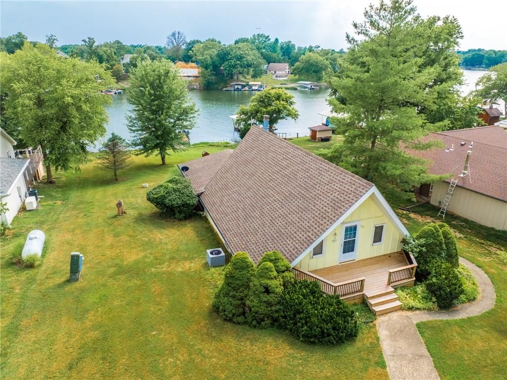 372 Lake Viking Terrace — photo 36