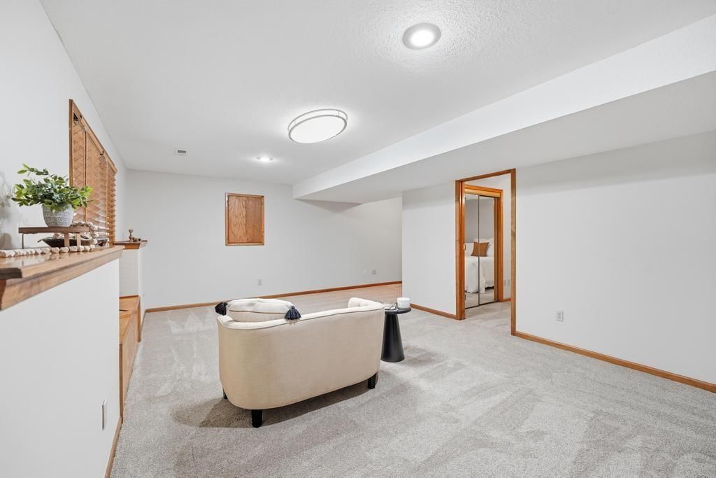 820 NE Adams Drive — photo 17
