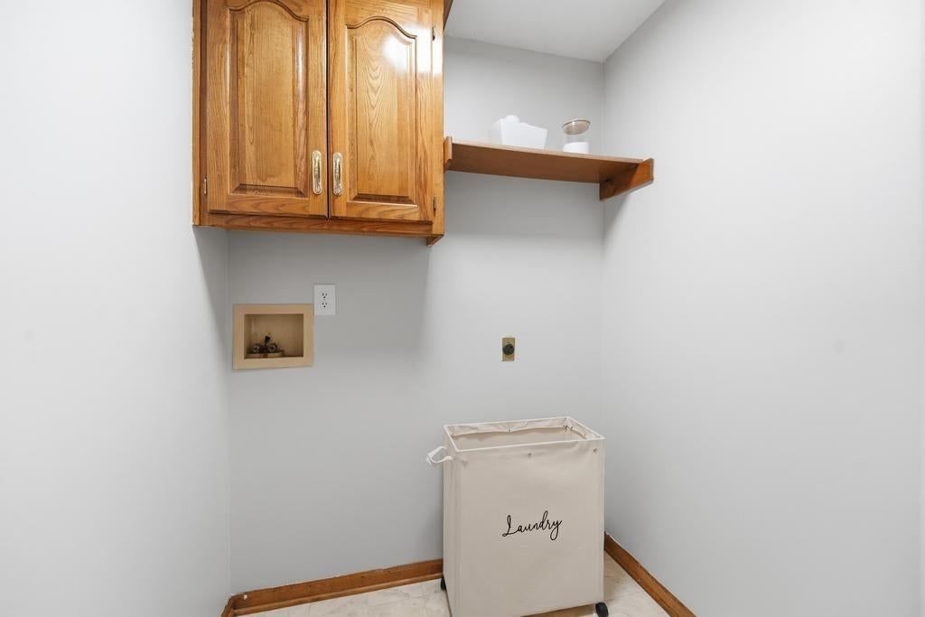 820 NE Adams Drive — photo 34
