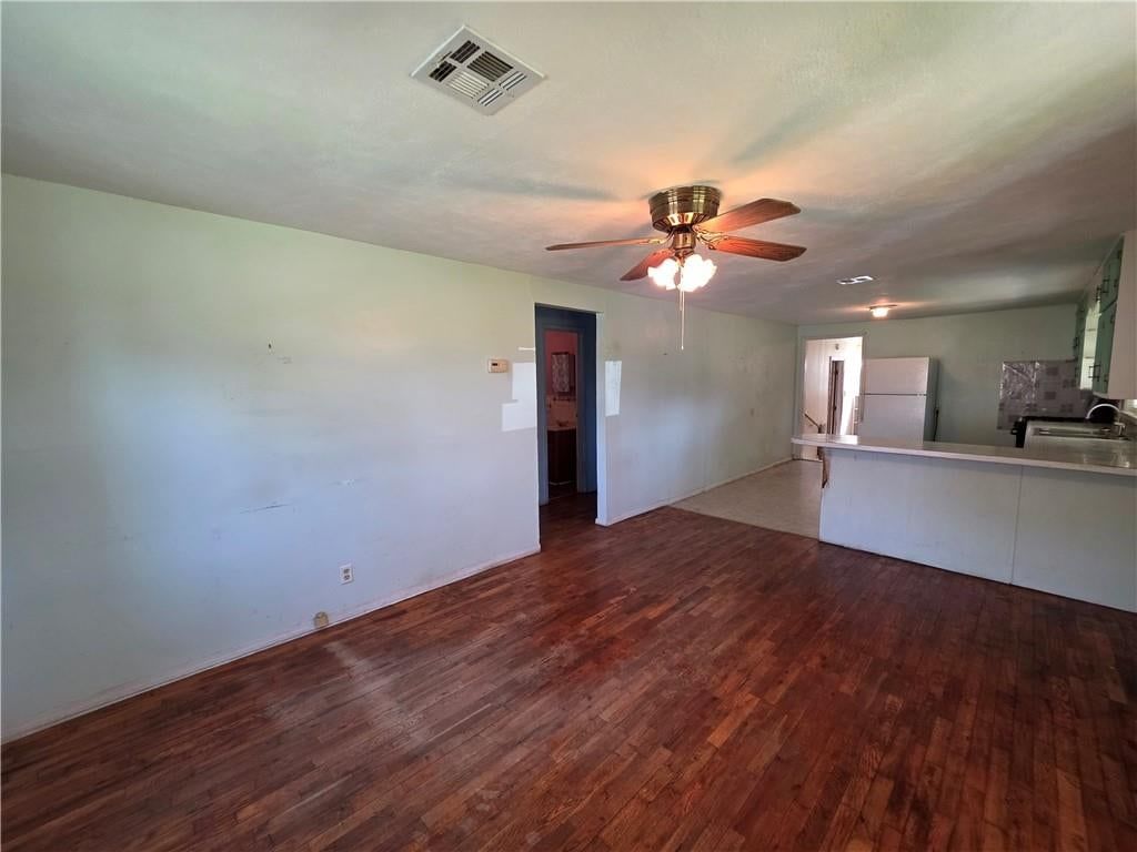 307 W Carman Road — photo 6