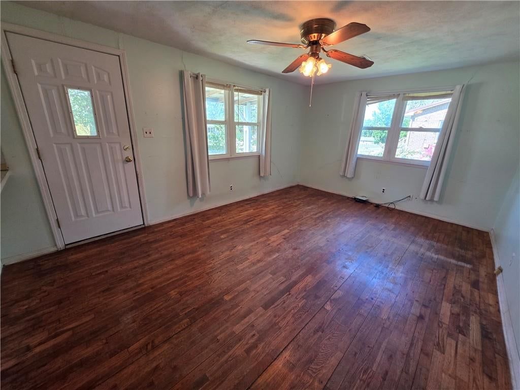 307 W Carman Road — photo 7