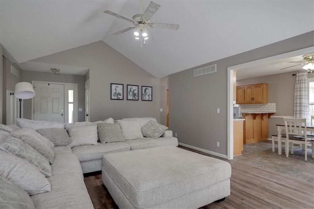 605 Birch Street — photo 9