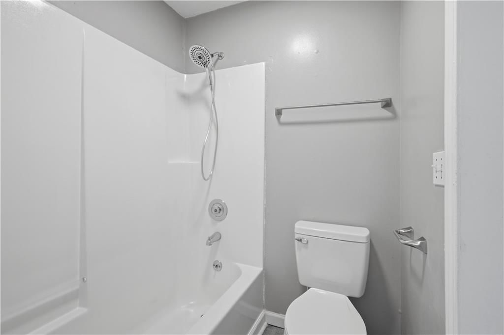 732 N Mohican Drive — photo 13