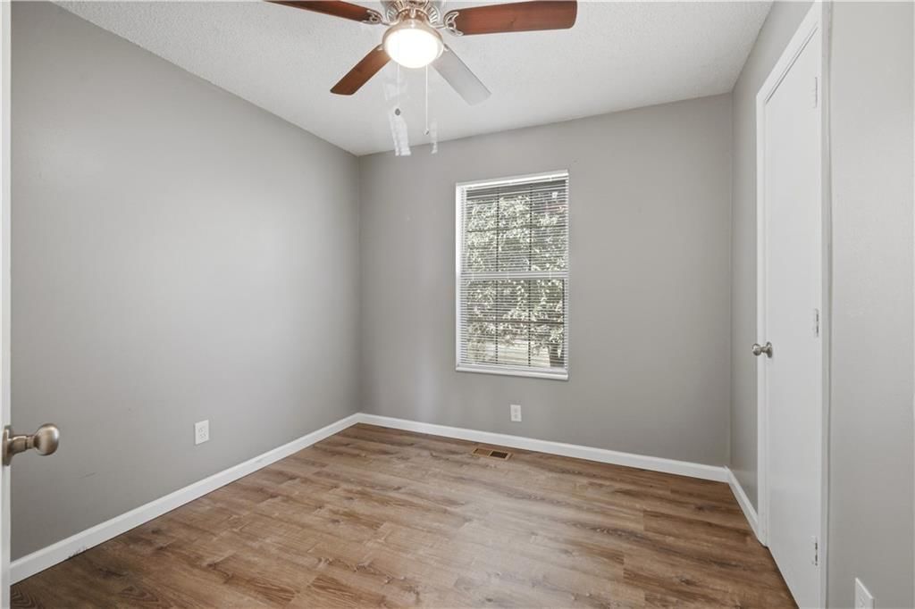 732 N Mohican Drive — photo 16