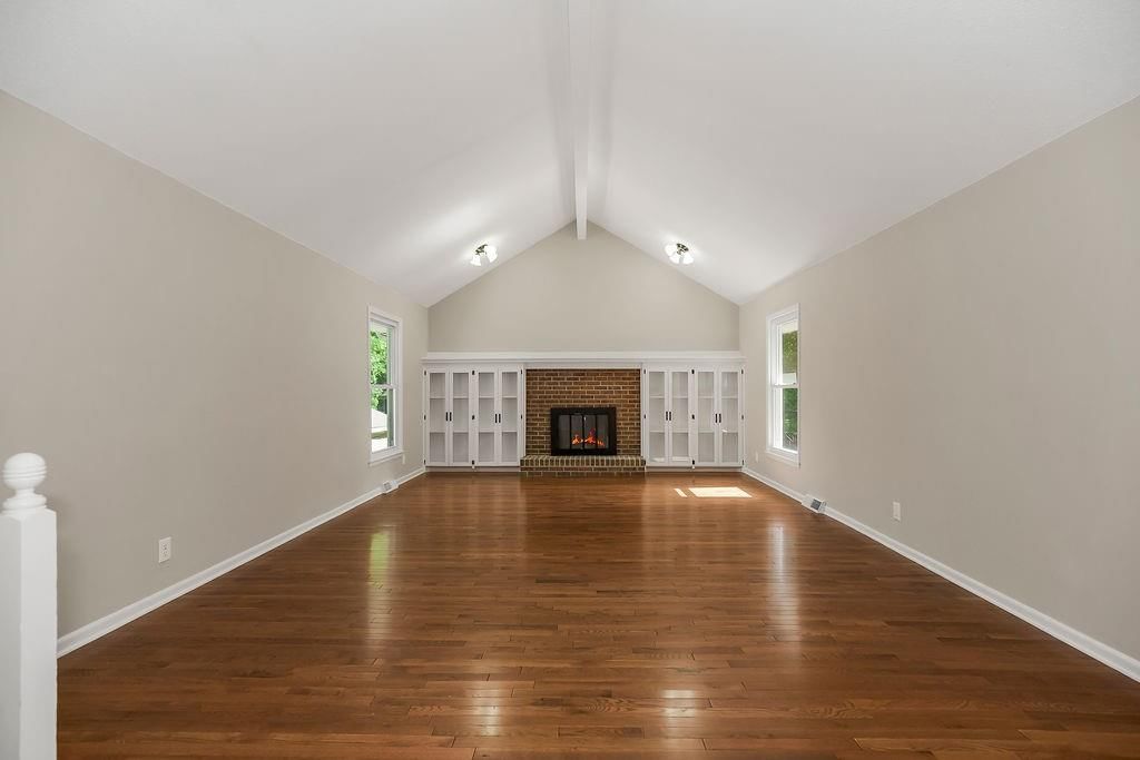 2016 E Sleepy Hollow Drive — photo 10