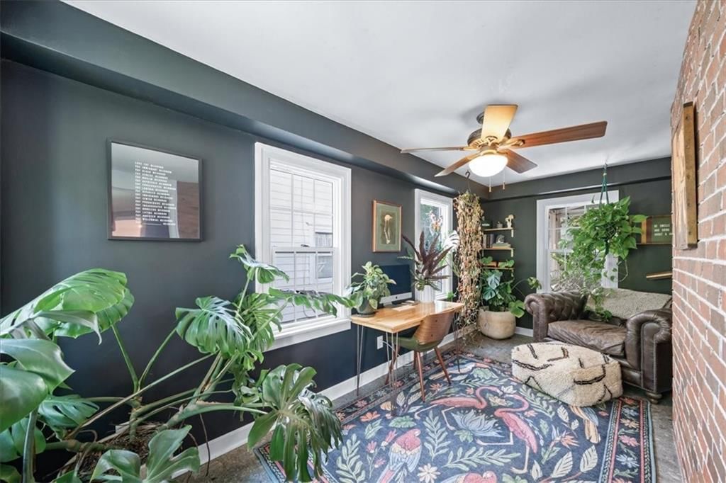 27 W Winthrope Road — photo 14
