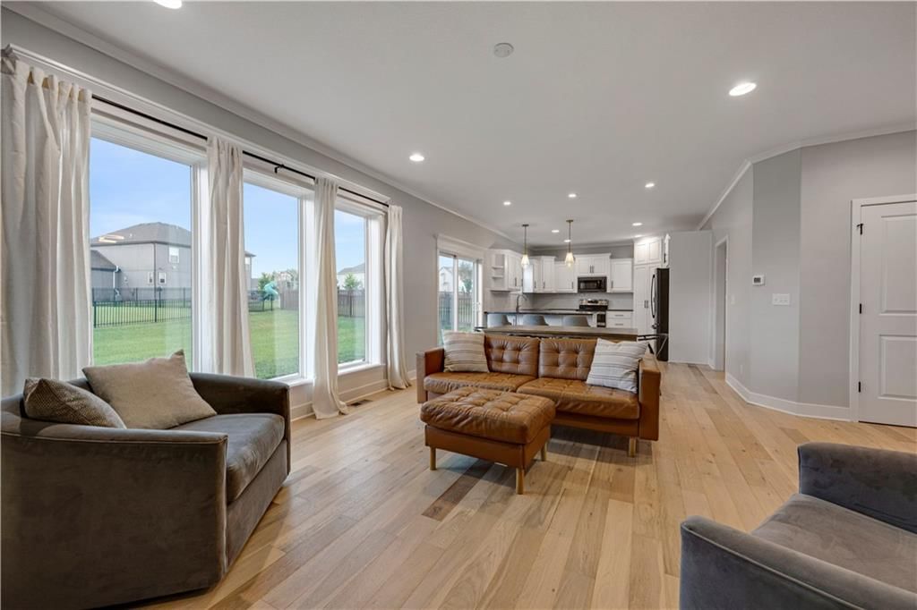 25061 W 148th Terrace — photo 8