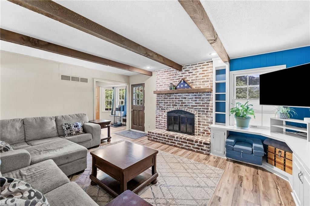 10112 W 65th Street — photo 11