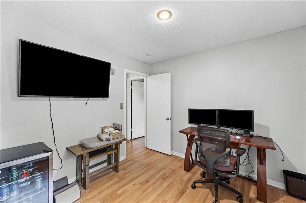 10112 W 65th Street — photo 21