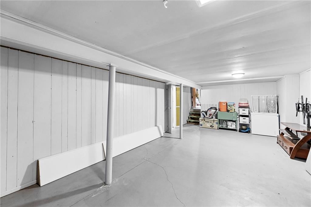 10112 W 65th Street — photo 32