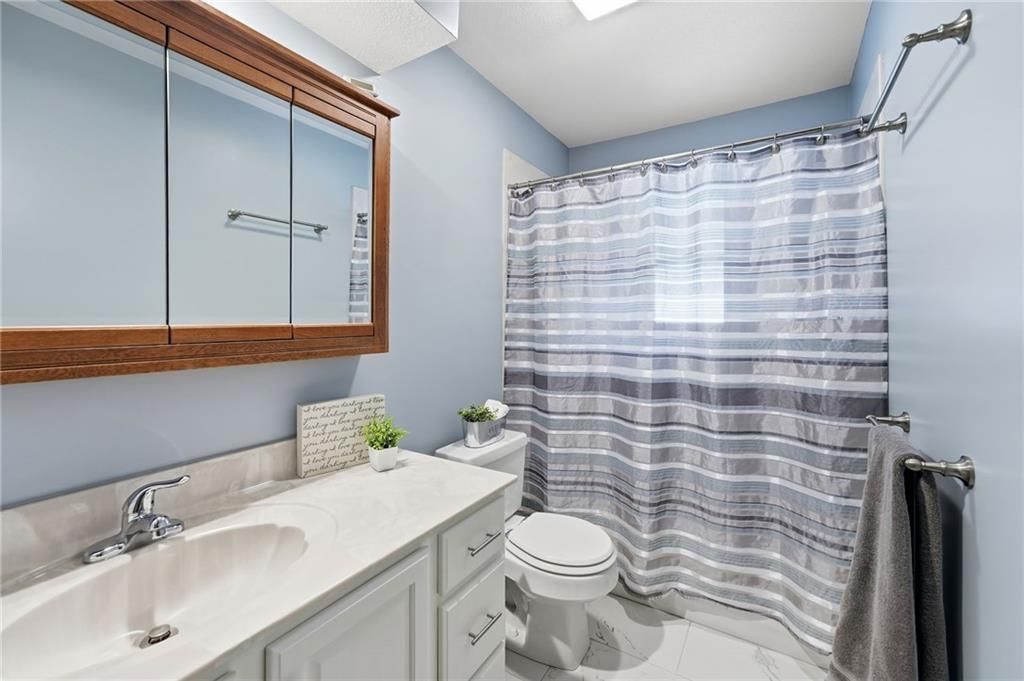 8219 Hardy Street — photo 15