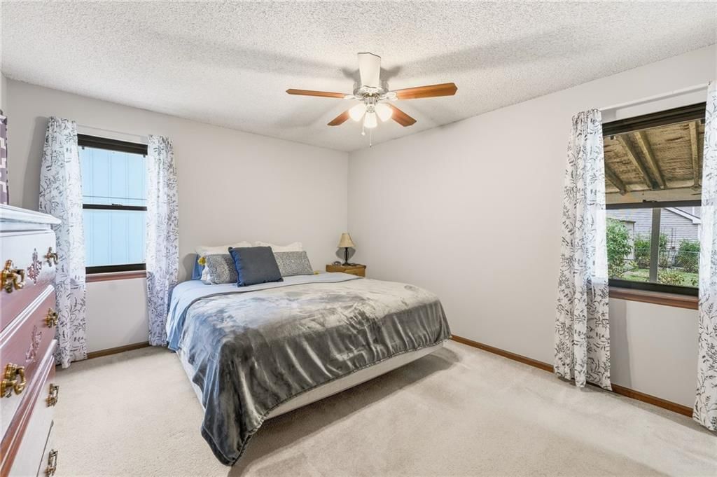 8219 Hardy Street — photo 21