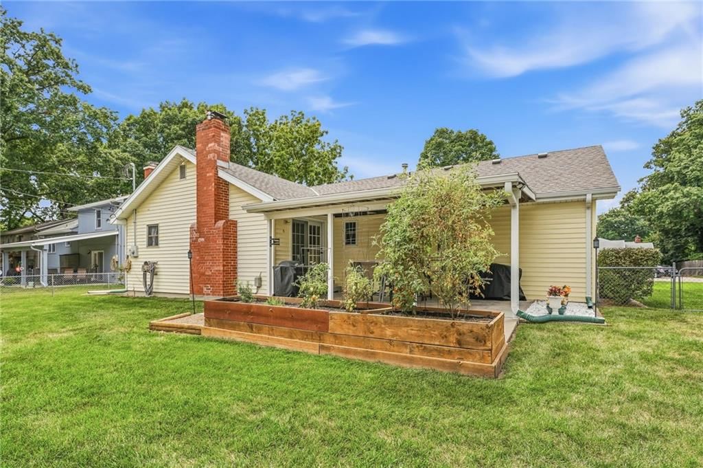 8219 Hardy Street — photo 43