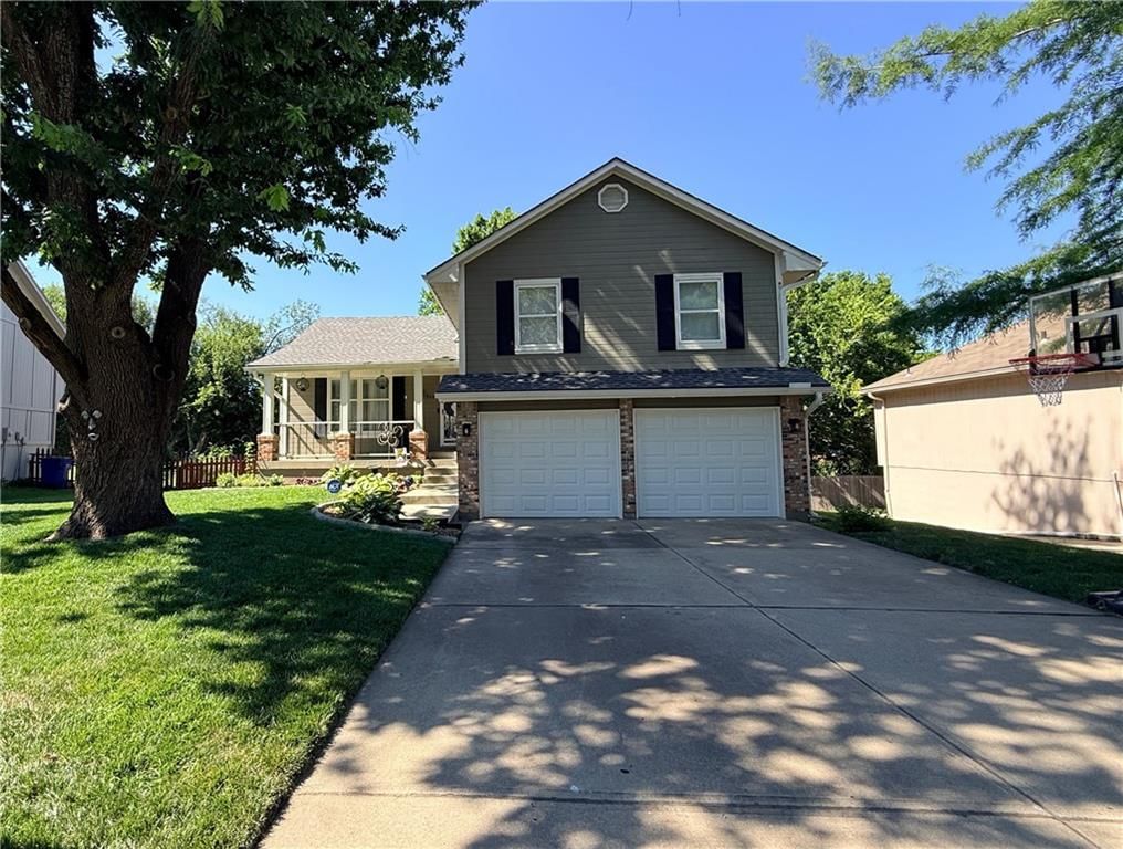 4001 NW Hidden Pointe Drive — photo 2