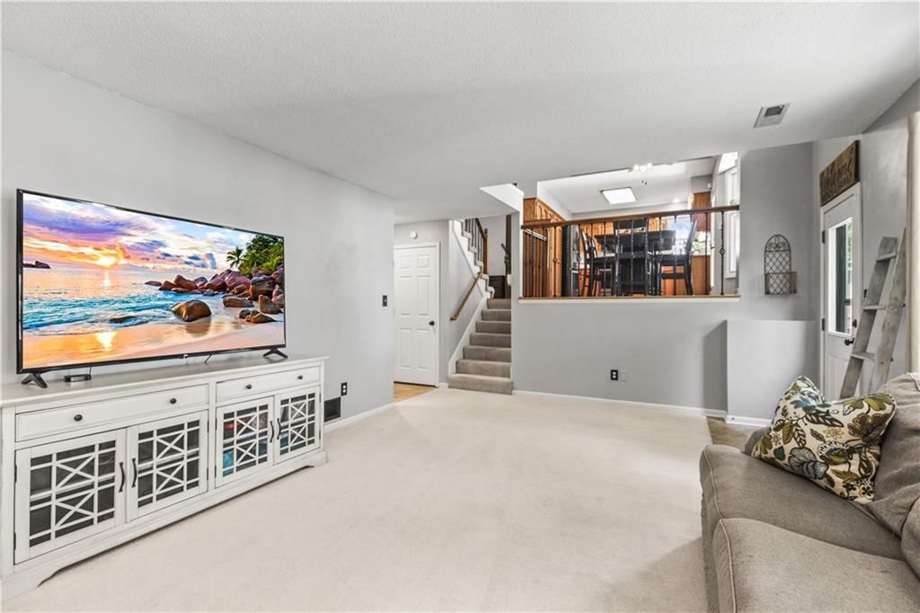 4001 NW Hidden Pointe Drive — photo 13